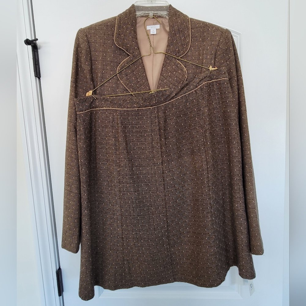 Apt 9 Women's Suit Size 14 Brown and Pink